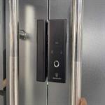 Khóa vân tay cửa kính G200 (ttlock)
